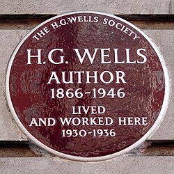 H. G. Wells Society plaque at Chiltern Court, Baker Street in the City of Westminster, London, where Wells lived between 1930 and 1936