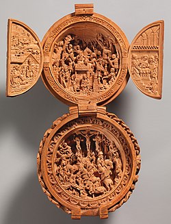 Prayer Bead with the Adoration of the Magi and the Crucifixion, Gothic boxwood miniature