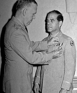 Capra receiving the Distinguished Service Medal from General George C. Marshall, 1945