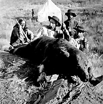 Pictured from left to right are Bloody Knife, George Armstrong Custer, Private John Noonan, and Captain William Ludlow.
