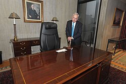 Menino on his last day in office, leaving a letter and keys for incoming mayor Marty Walsh