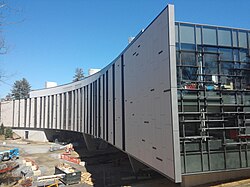 Bridge for Laboratory Sciences exterior west nearing completion, March 2016