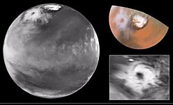 Hubble view of the colossal polar cloud on Mars