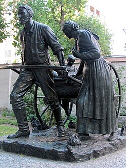 The Handcart Pioneer Monument, by Torleif S. Knaphus, located on Temple Square in Salt Lake City, Utah