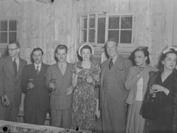 Drinks after golf in 1948 in Montreal