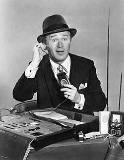 Buttons as Henry Phyfe