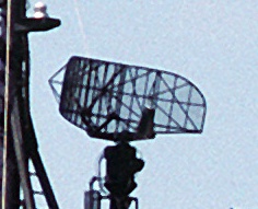 Surveillance radar antenna