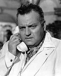 Welles in Crack in the Mirror (1960)