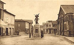 The centre of Lannemezan in the 1950s