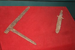 An iron ji polearm and iron dagger