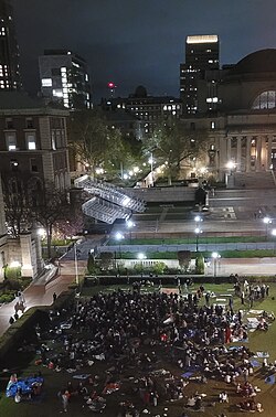 Pro-Palestinian student protesters gathered on the opposite West lawn, the evening after the arrests.