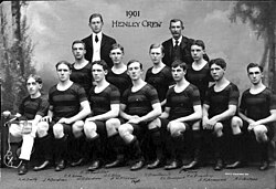 Penn's eight-oared crew in 1901, the first foreign crew to reach the final of the Grand Challenge Cup at Henley Royal Regatta[194]