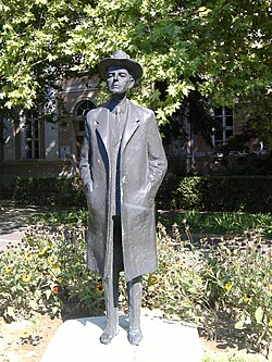 Statue of Bartók in Makó, Hungary
