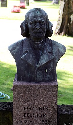 Johannes Belsheim monument at Vår Frelsers gravlund in Oslo