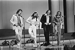 Brotherhood of Man performing their winning reprise at Eurovision.