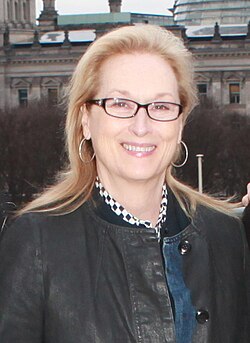 Streep at the Embassy of the United States, Berlin, in 2016