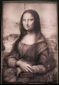 An infrared reflectogram of Mona Lisa by Leonardo da Vinci