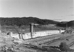 Construction of the rock-filled embankment, 1966