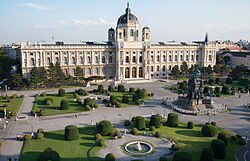Kunsthistorisches Museum on Maria-Theresien-Platz