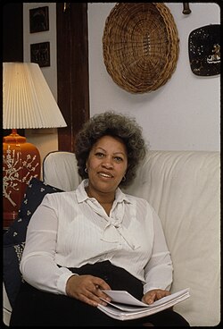 Toni Morrison in New York (n.d.) (Bernard Gotfryd)