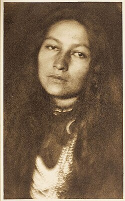 Zitkala-Ša (1876–1938), Yankton author, photographed by Joseph Keiley