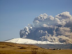 Ash plume rising from Eyjafjallajökull on April 17, 2010
