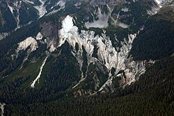 Ignimbrite deposited by the Lake Tapps eruption that formed the Kulshan caldera.