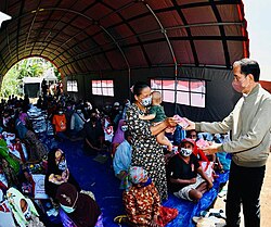 Joko Widodo visits evacuees of the 2021 Mount Semeru eruption