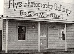 Fly's Photography Gallery (before 1901). A modern reconstruction exists today in Tombstone.