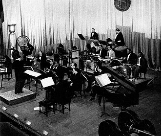Nicolas Slonimsky conducting Ionisation in Havana