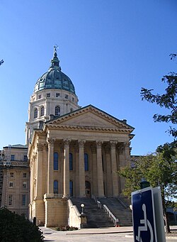 The capitol building, built 1866–1903