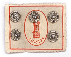 Tich buttons for dresses (1968)