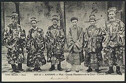 Vietnamese mandarins in the cabinet of emperor Duy Tân