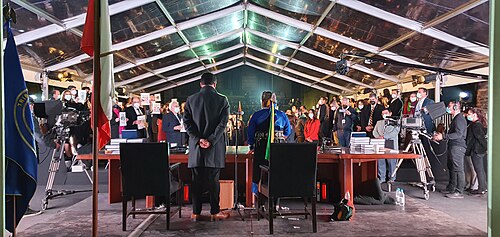 View of the inaugural session of the Constitutional Convention. Jaime Bassa (Vice-President) and Elisa Loncón (President) are seen from behind leading the ceremony.