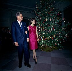 The official White House Christmas tree for 1962, displayed in the Entrance Hall and presented by US President John F. Kennedy and his wife Jackie