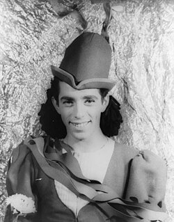Robbins in Three Virgins and a Devil, 1941