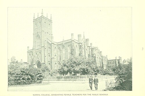 Original Hunter College campus on 68th Street and Park Avenue, circa 1895