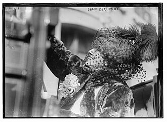 Bernhardt in 1922