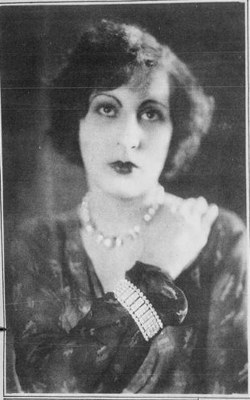 Cleo de Verberena, the first female film director of Brazil.