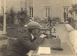 Pacini makes a measurement in 1910.