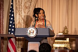 Knight receiving her Kennedy Center Honor (2022)