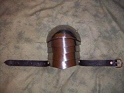 A modern replica spaulder
