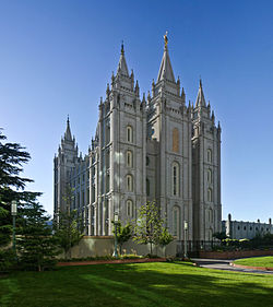 Photograph of the Salt Lake Temple in 2008