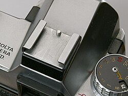 Minolta SRT101 accessory shoe without electrical function (cold shoe)
