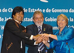 Bachelet with Evo Morales and Lula da Silva at a Union of South American Nations summit in 2008