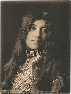 Kaw-u-tz, photographed in 1906
